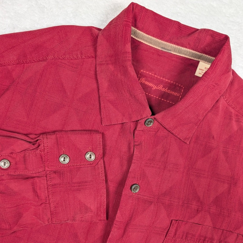 Tommy Bahama Button Down Shirt Mens Small Red Silk Blend Geometric Jacquard LS